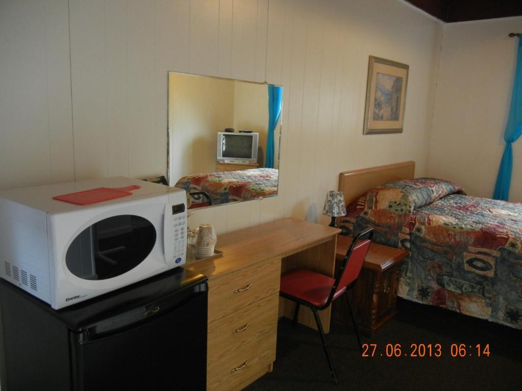 פנטיקטון Holiday House Motel חדר תמונה