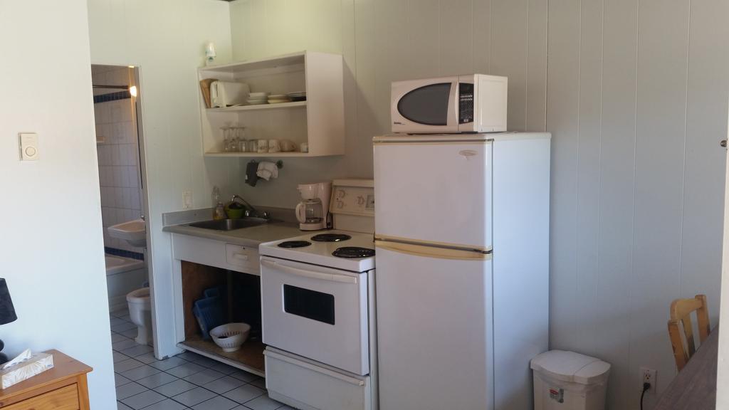 פנטיקטון Holiday House Motel מראה חיצוני תמונה